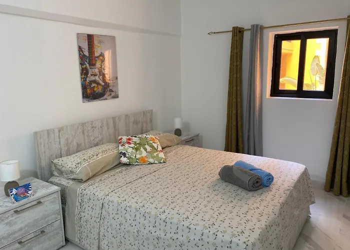 K&q Sea View Apartment *