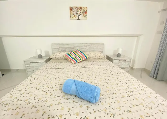 K&q Sea View Apartment *